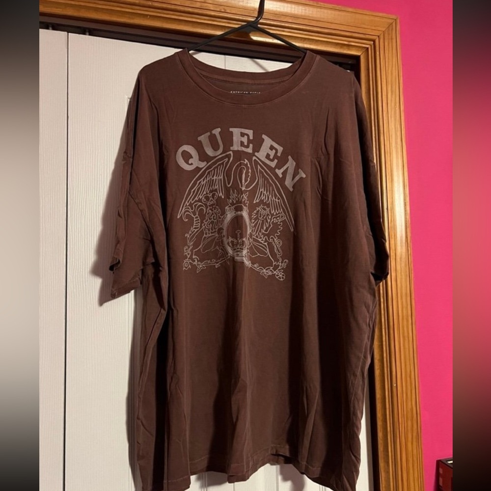 American Eagle T-shirt